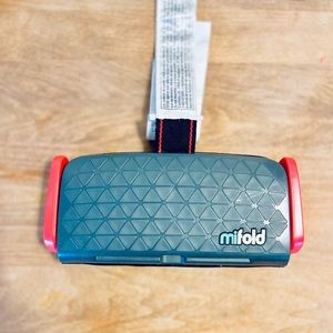 mifold Comfort grab-and-go booster car seat